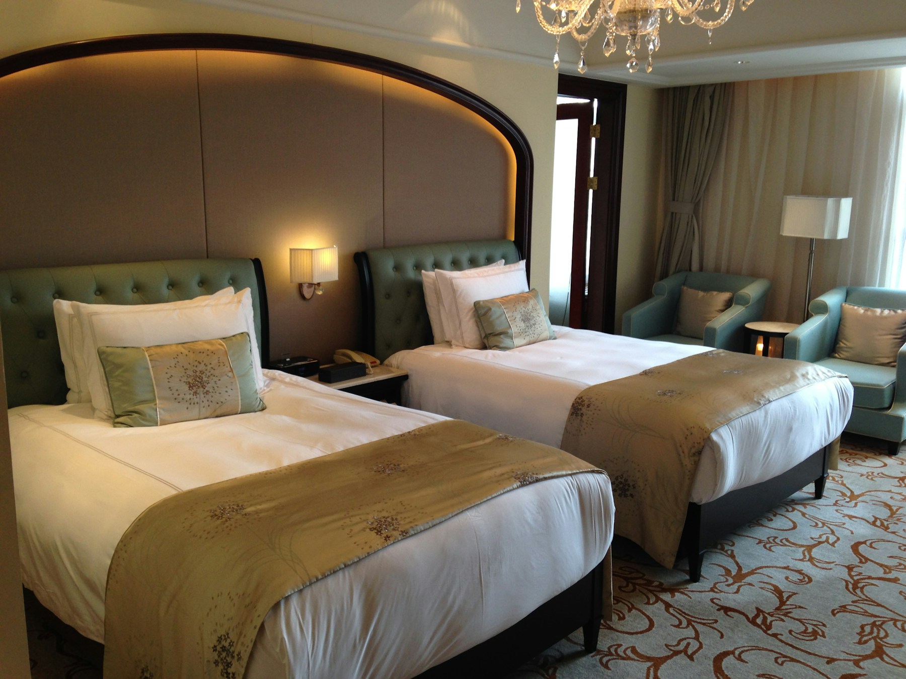 Mtatsminda Grand Boutique Hotel — Demo Listing